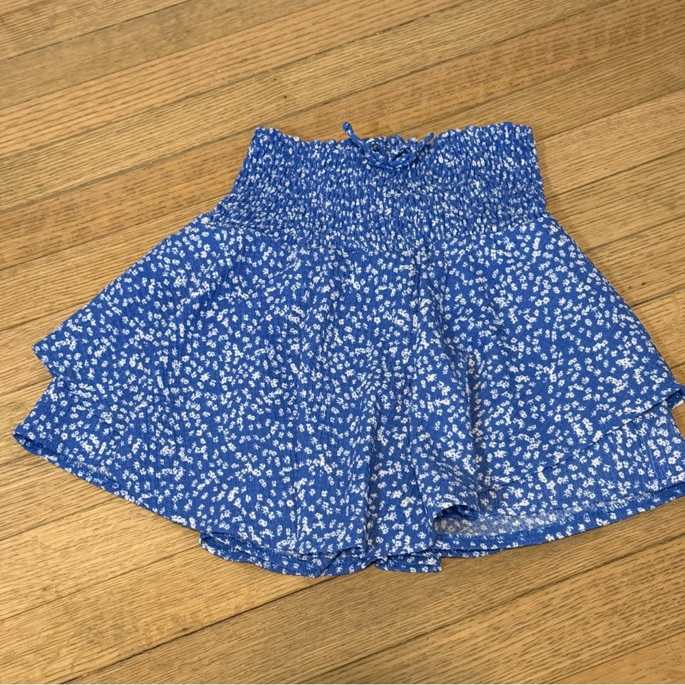 SOLD Zara Blue and White Flowers Skirt w/Shorts